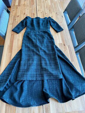 *SHOP CLOSING 4/26* Peggy Hartanto Equilateral Gown M